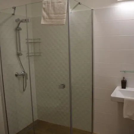 Szivarvany Vendeghaz Badacsony 招待所 包道乔尼托毛伊