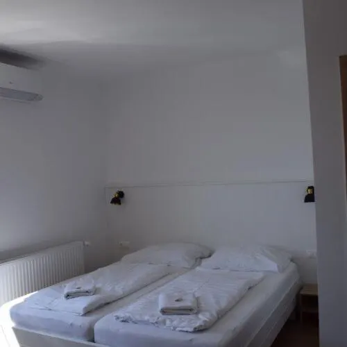 Szivarvany Vendeghaz Badacsony 招待所 *