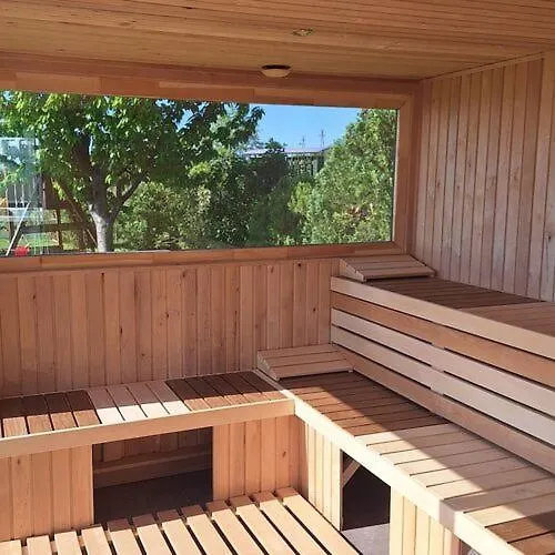 Szivarvany Vendeghaz Badacsony 招待所