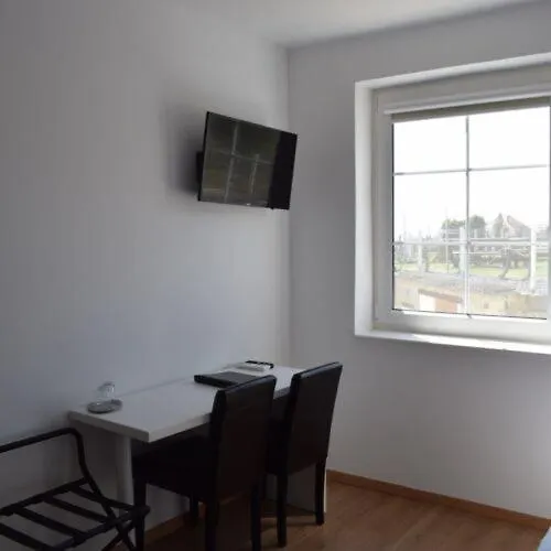 招待所 Szivarvany Vendeghaz Badacsony 包道乔尼托毛伊