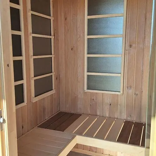 Szivarvany Vendeghaz Badacsony * 包道乔尼托毛伊