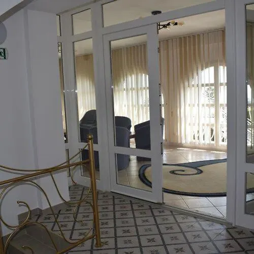 Szivarvany Vendeghaz Badacsony 招待所 *